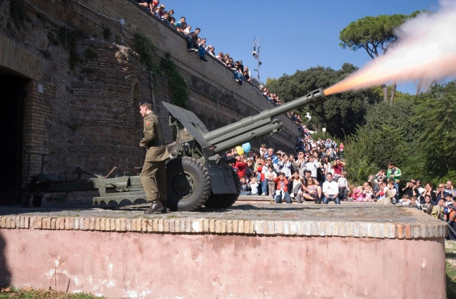 The cannon shot! | esercito.difesa.it